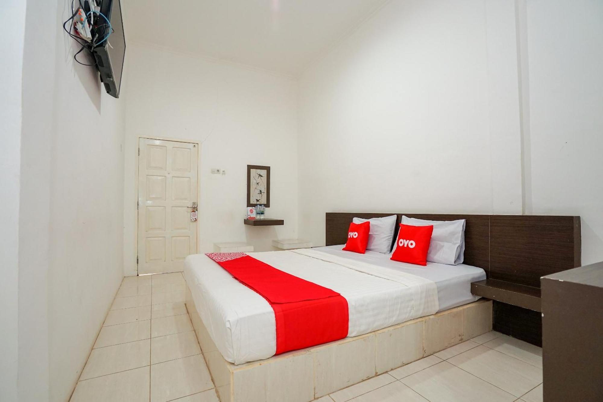 Super Oyo 1868 Penginapan Sekip Palembang Exterior foto